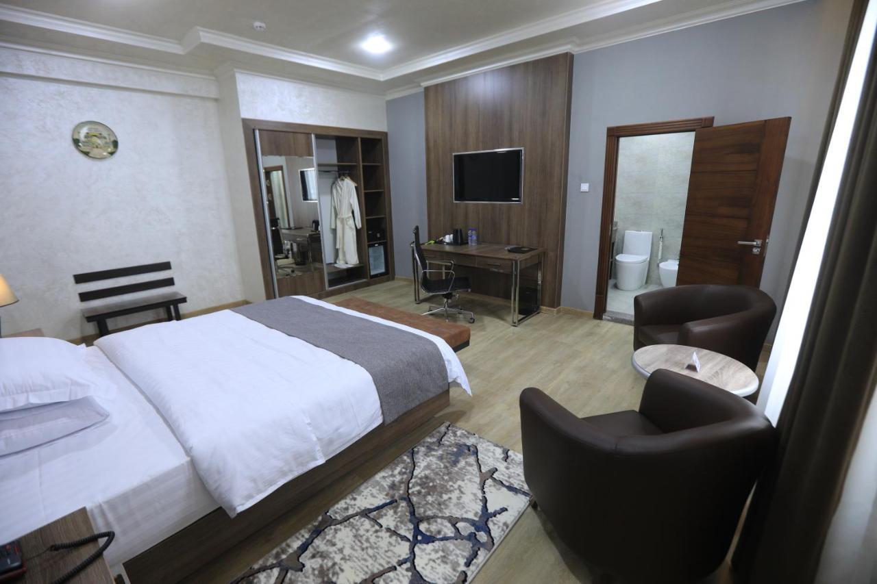אנדיז'ן Chlnor Hotel מראה חיצוני תמונה