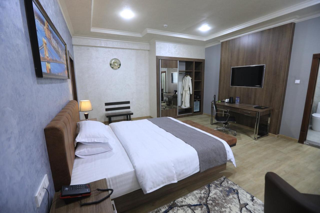 אנדיז'ן Chlnor Hotel מראה חיצוני תמונה