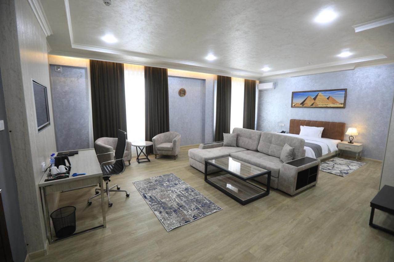 אנדיז'ן Chlnor Hotel מראה חיצוני תמונה