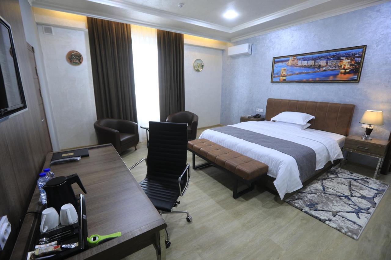 אנדיז'ן Chlnor Hotel מראה חיצוני תמונה